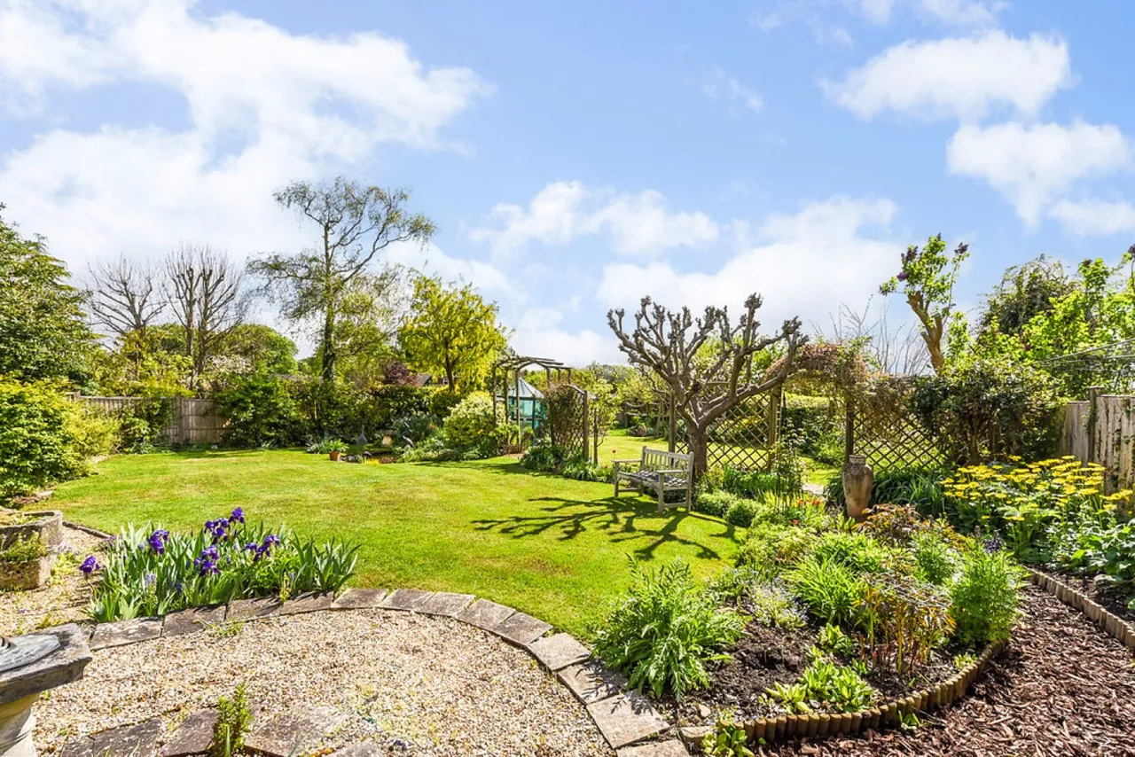 Rozelle Close, Littleton, photo 4
