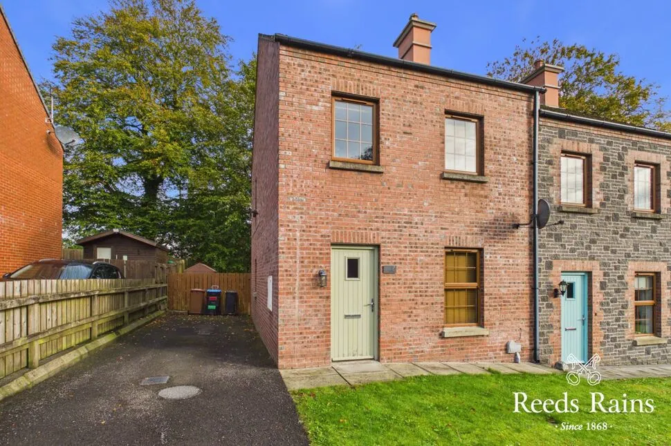 3 bed house for sale, The Brooks, Doagh, BT39