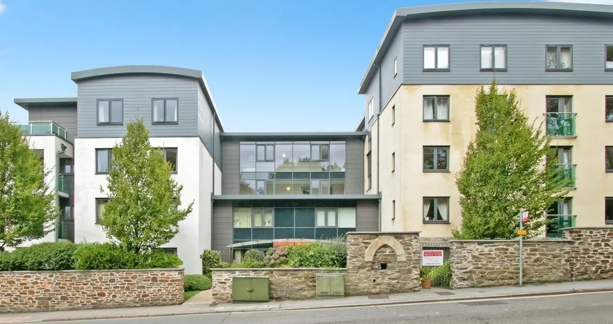2 bed flat for sale, Tregolls Lodge, St. Clements Hill, TR1