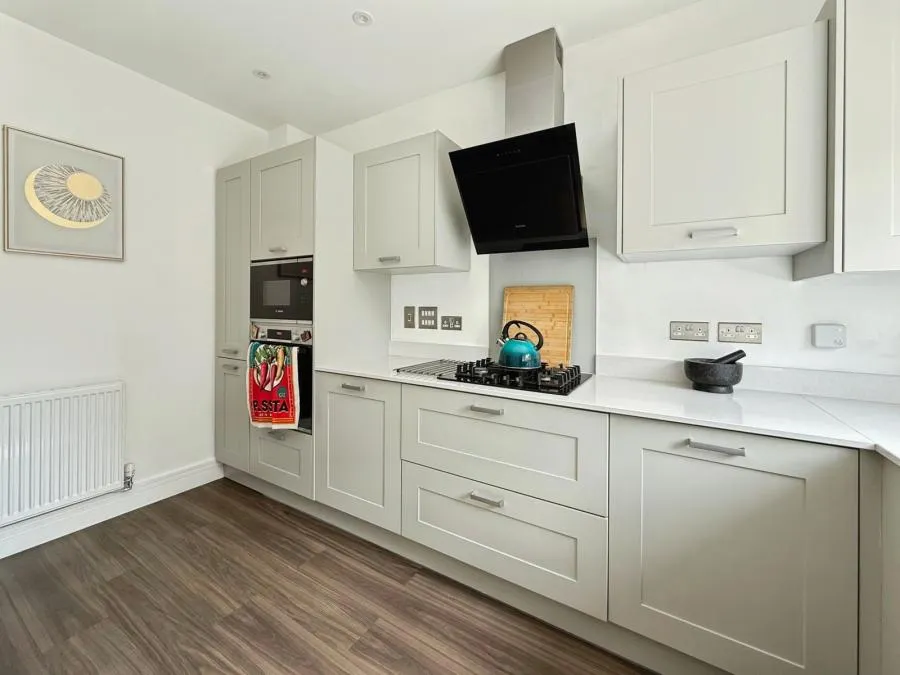 Paddock Way, Crowthorne, RG45, photo 13