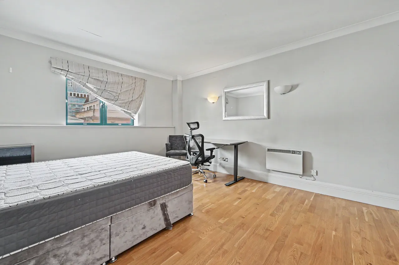 Apartment 516, West Block, London, photo 7
