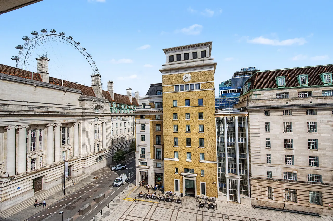 Apartment 516, West Block, London, photo 4
