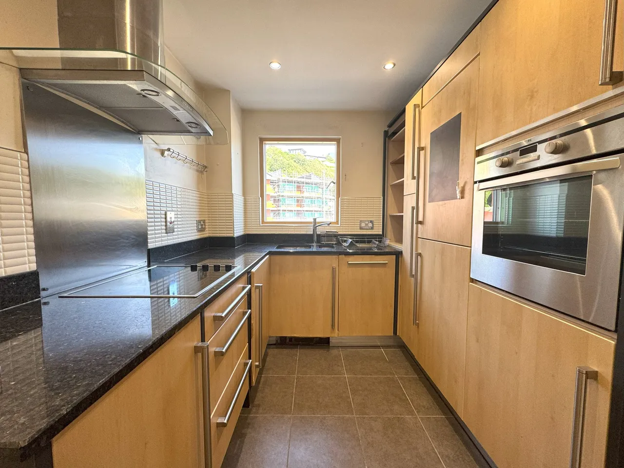 Rotherslade Road, Langland, Swansea, West Glamorgan, SA3 4QA, photo 4
