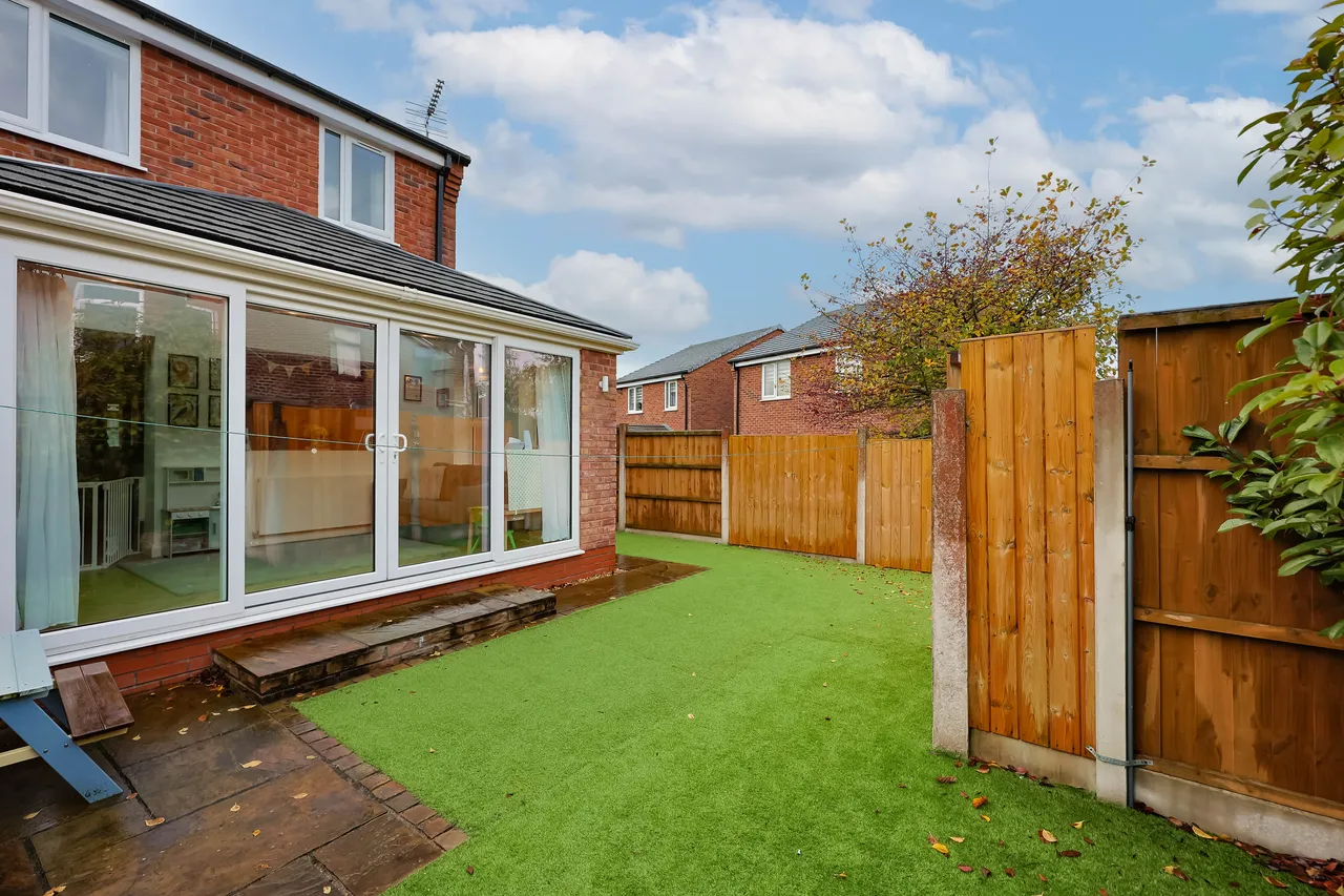 Forbes Close, Hindley, photo 23