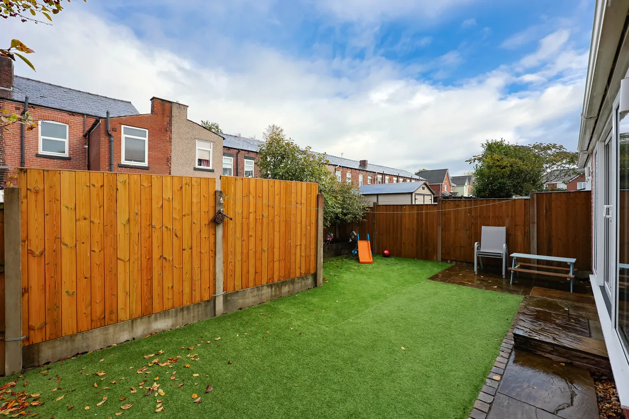 Forbes Close, Hindley, photo 24