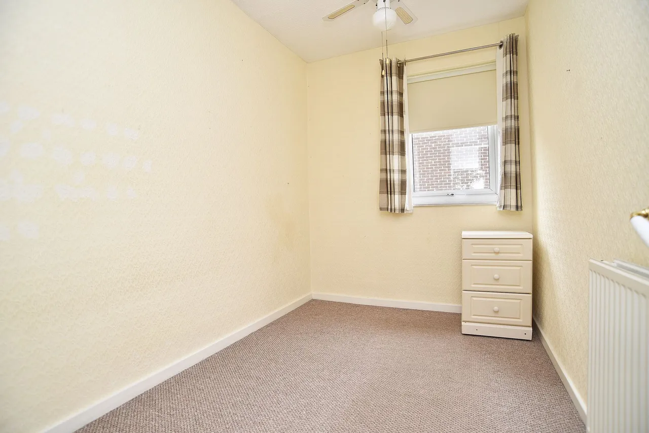 Swinton Court, Harrogate, HG2, photo 9