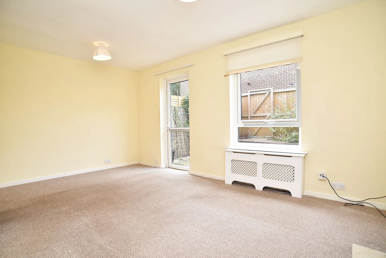 Swinton Court, Harrogate, HG2, photo 12