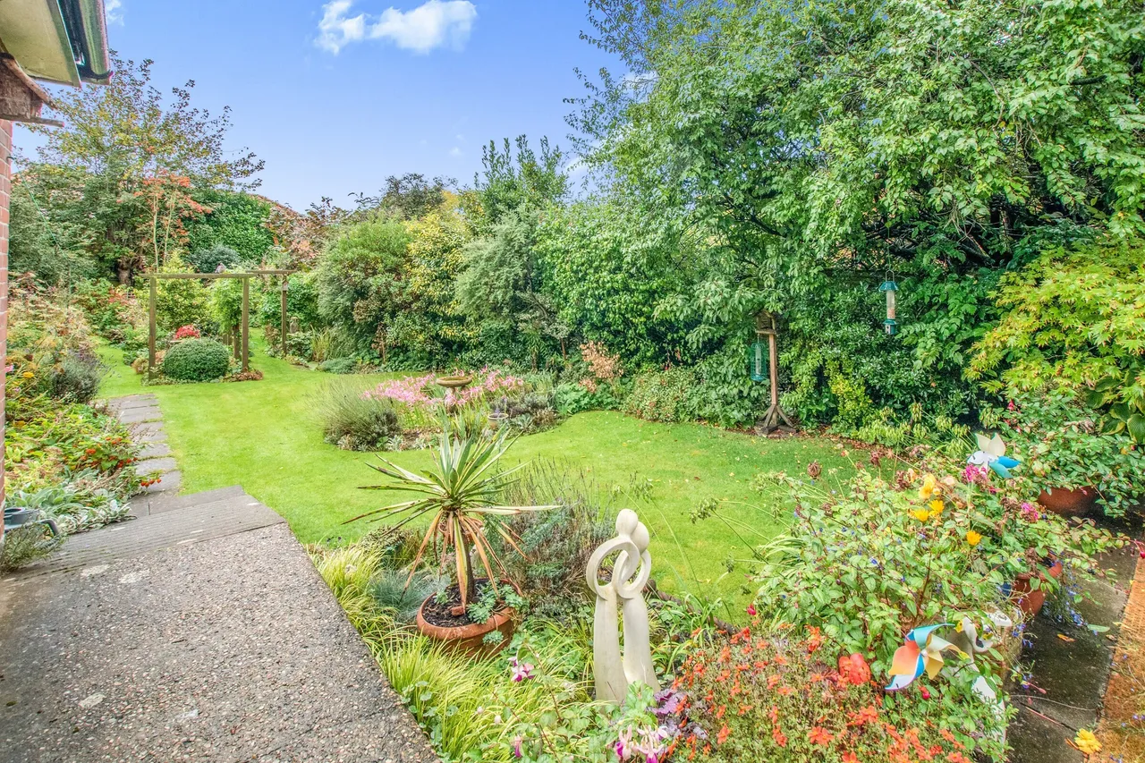 Horning Road West, Hoveton, Norwich, Norfolk, NR12, photo 24