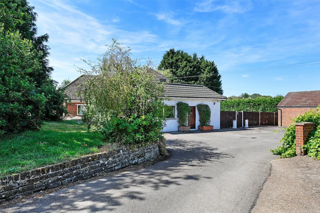 Farleigh Court Road, Warlingham, CR6, photo 13