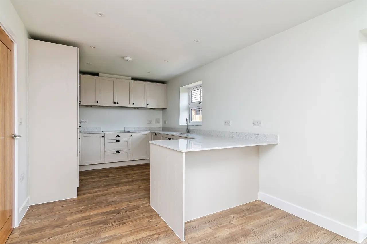 Coventry Lane, Bramcote, Nottingham, photo 9