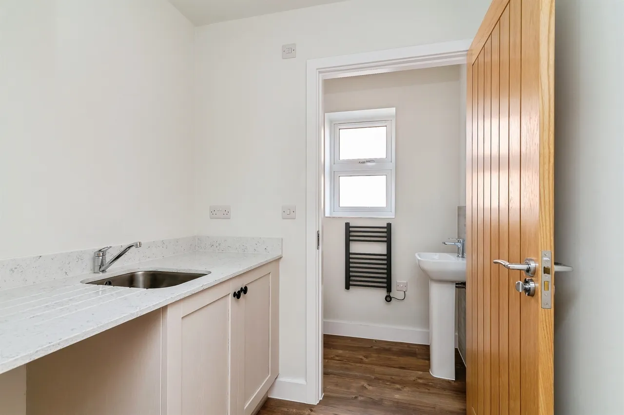 Coventry Lane, Bramcote, Nottingham, photo 12