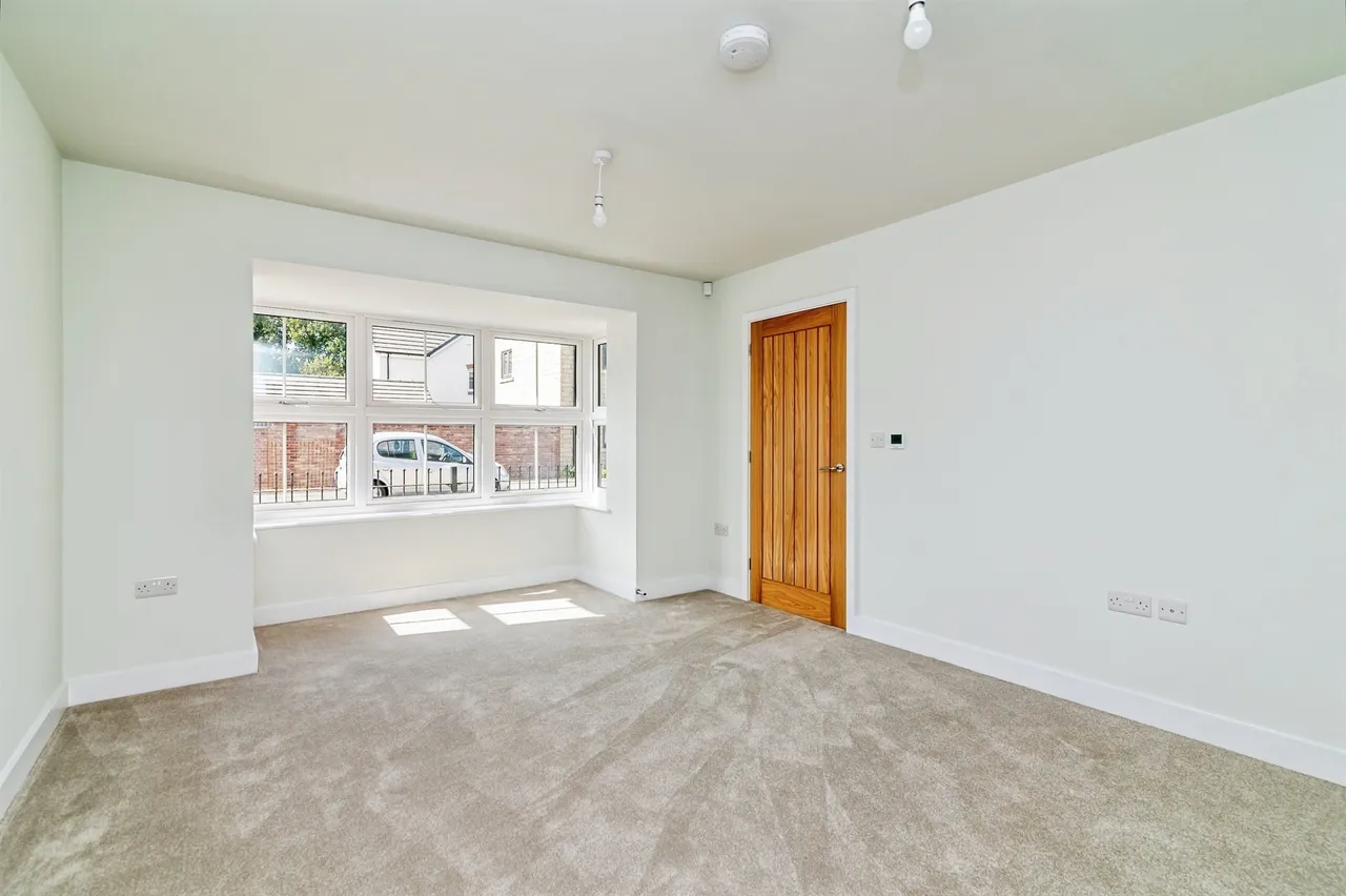 Coventry Lane, Bramcote, Nottingham, photo 4