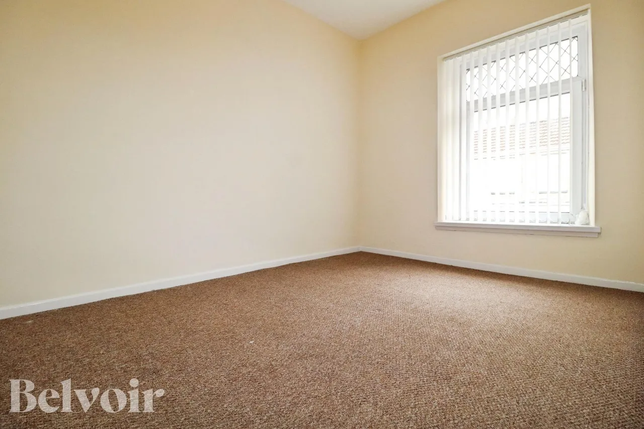 Llwynmadoc Street, Graigwen, CF37, photo 6