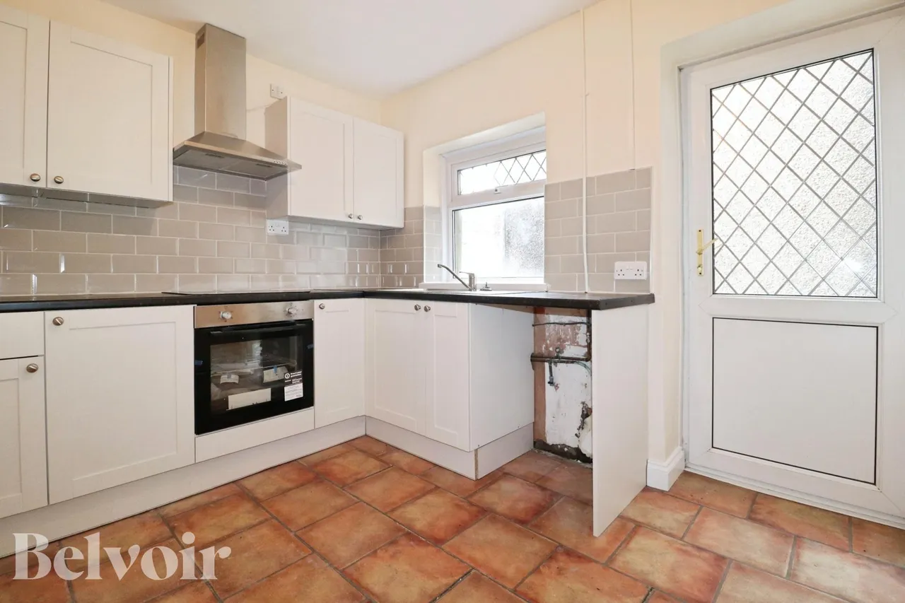 Llwynmadoc Street, Graigwen, CF37, photo 4