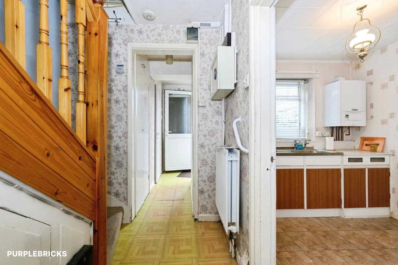 Sawtry Close, Carshalton, SM5, photo 7