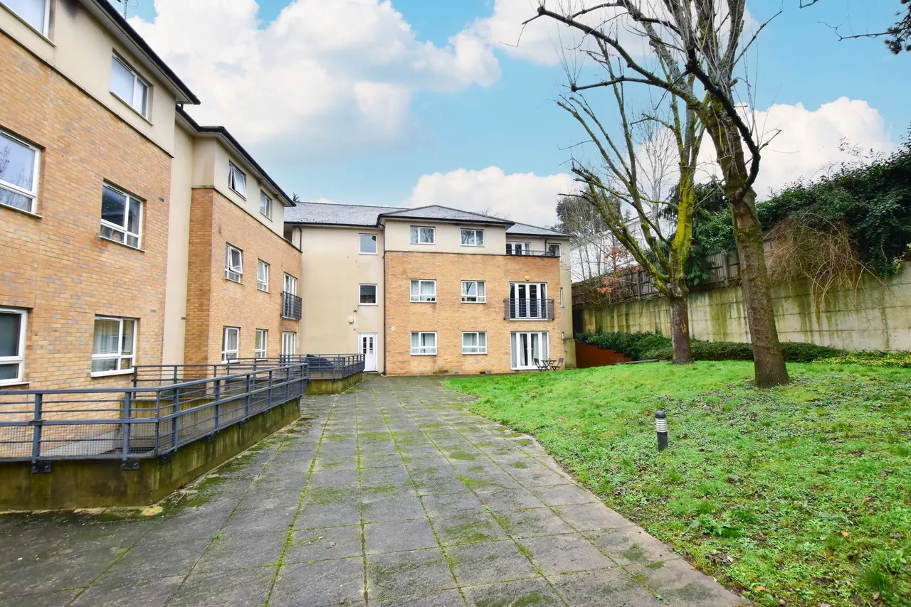 The Uplands, Bricket Wood, AL2, photo 18