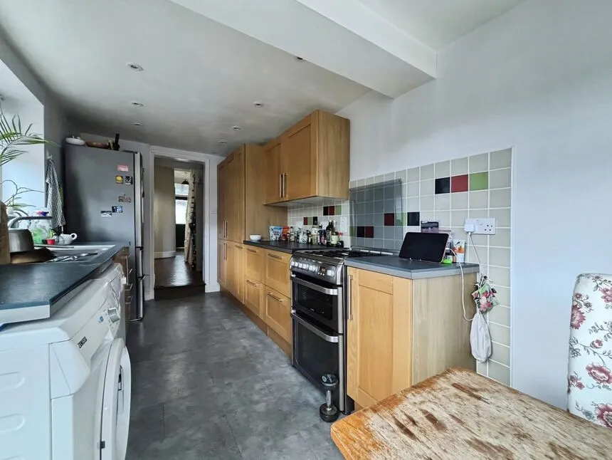 Thackeray Road, London, E6, photo 3