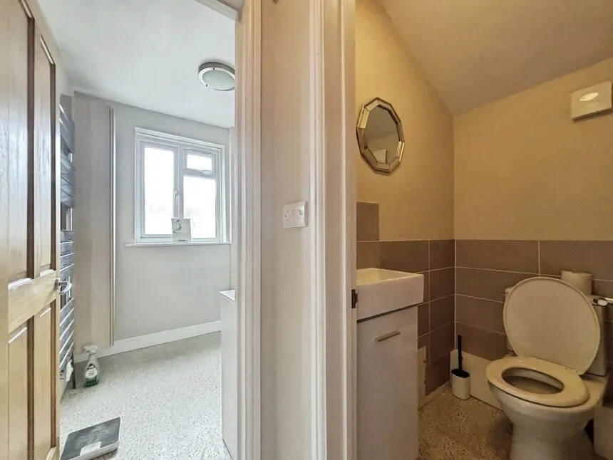 Thackeray Road, London, E6, photo 5