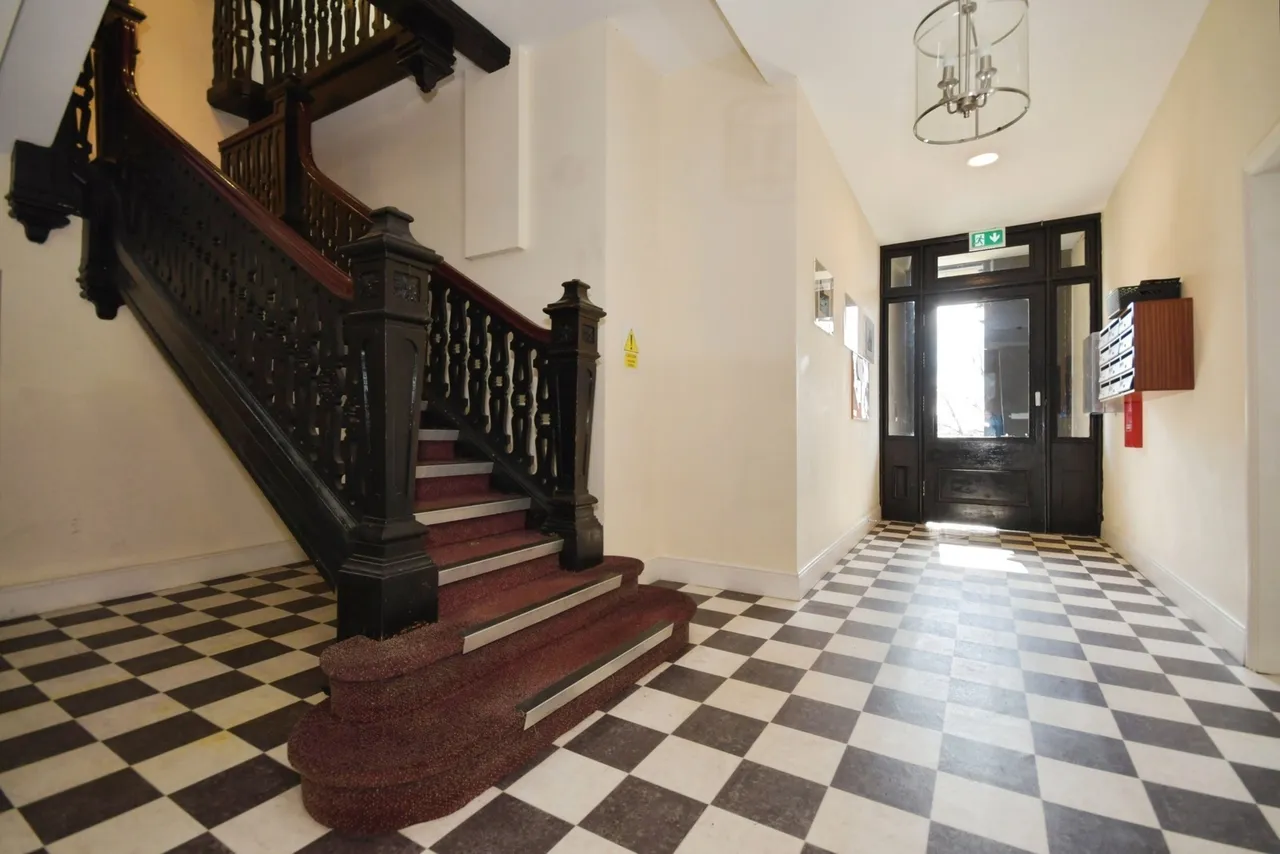 Corbar Road, Buxton, Derbyshire, SK17, photo 8