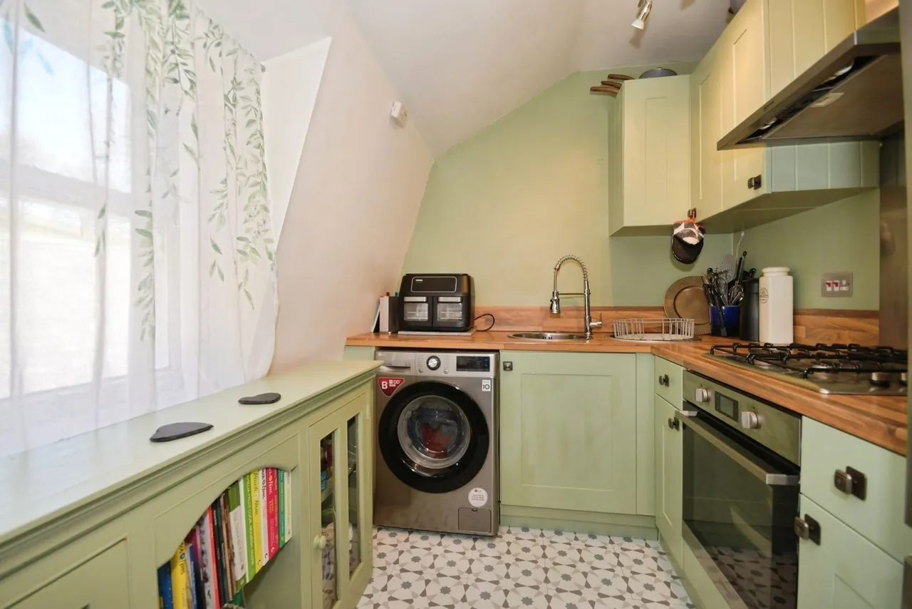 Corbar Road, Buxton, Derbyshire, SK17, photo 2