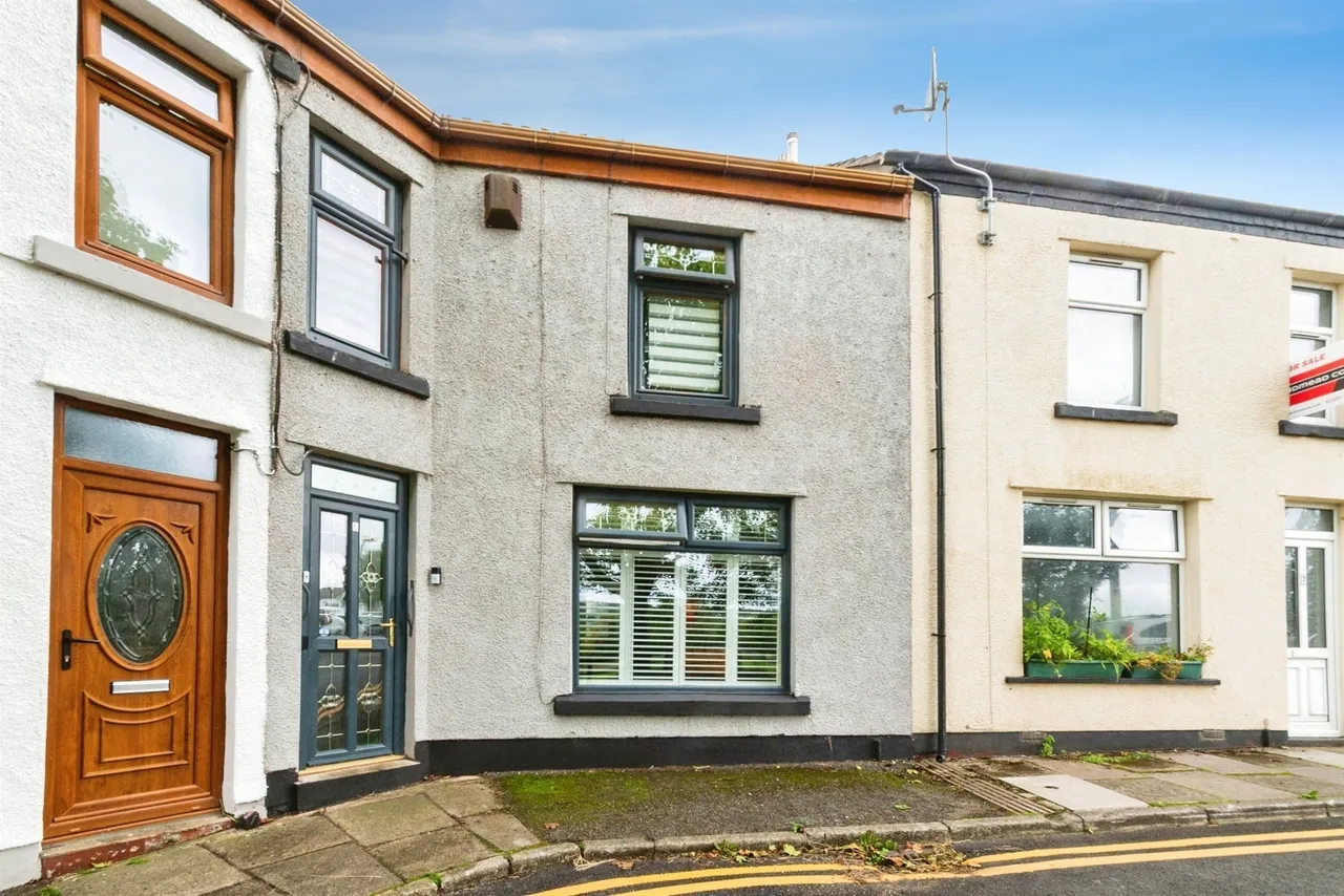 2 bed house for sale, Valley Road, Ebbw Vale, NP23