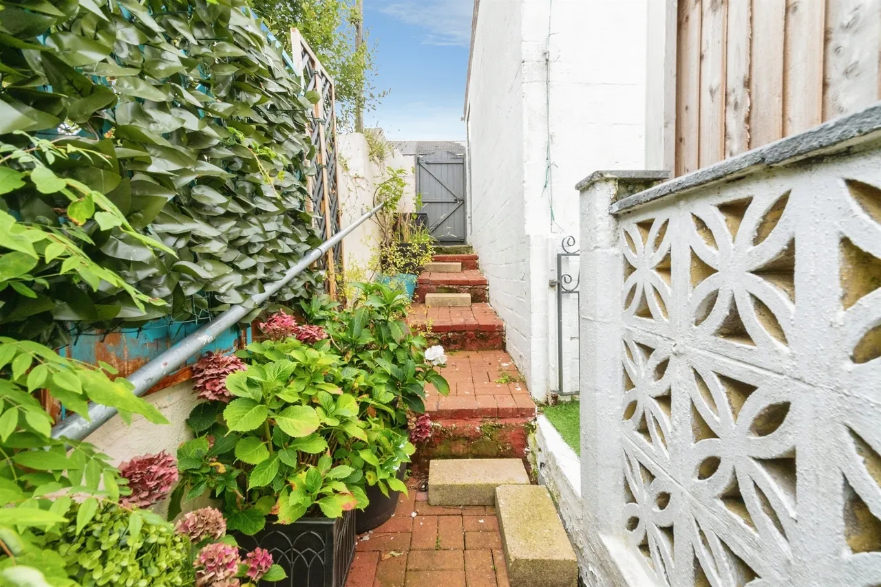 Valley Road, Ebbw Vale, NP23, photo 26