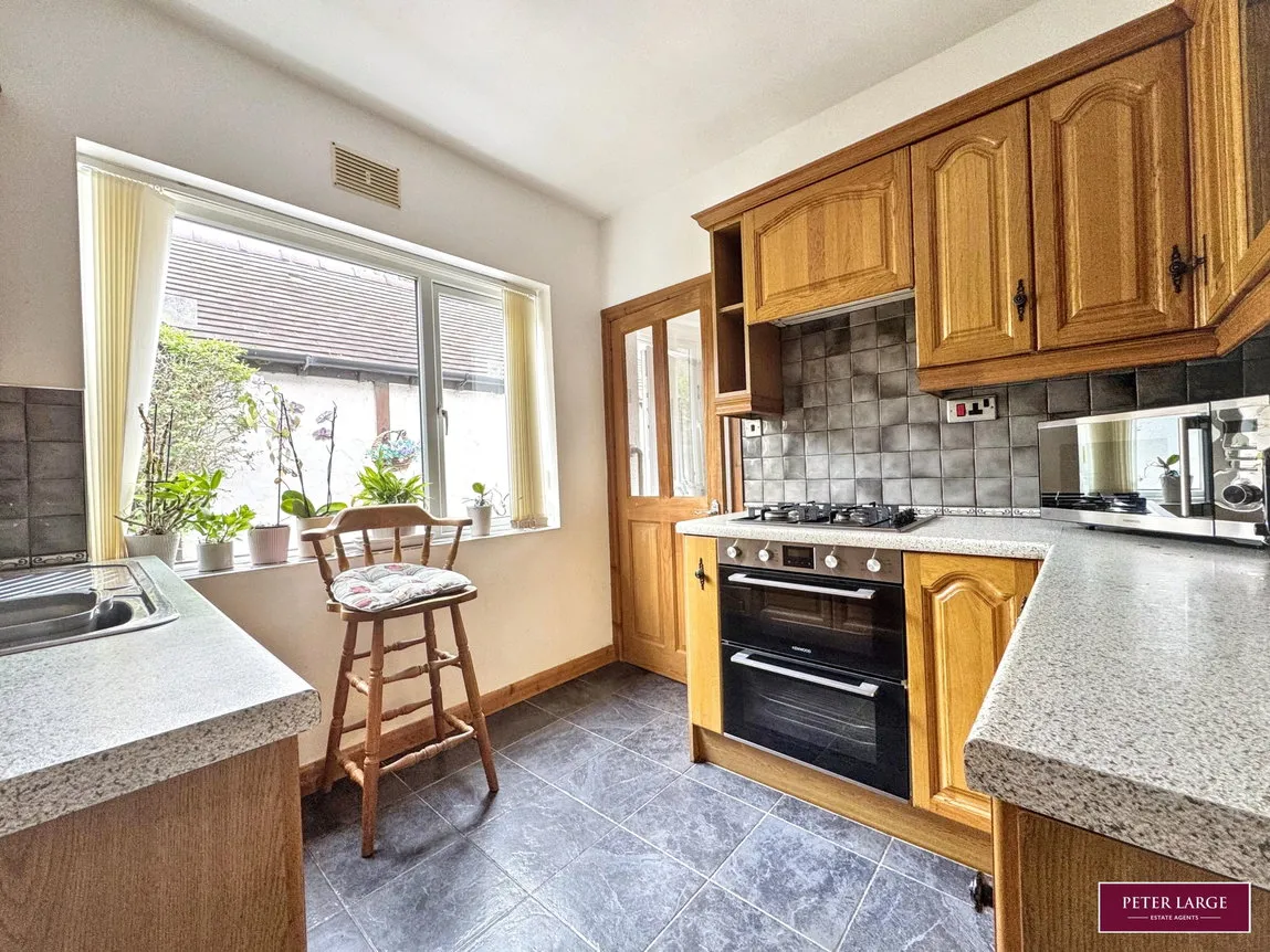 Victoria Road West, Prestatyn, Denbighshire, LL19 7AF, photo 4