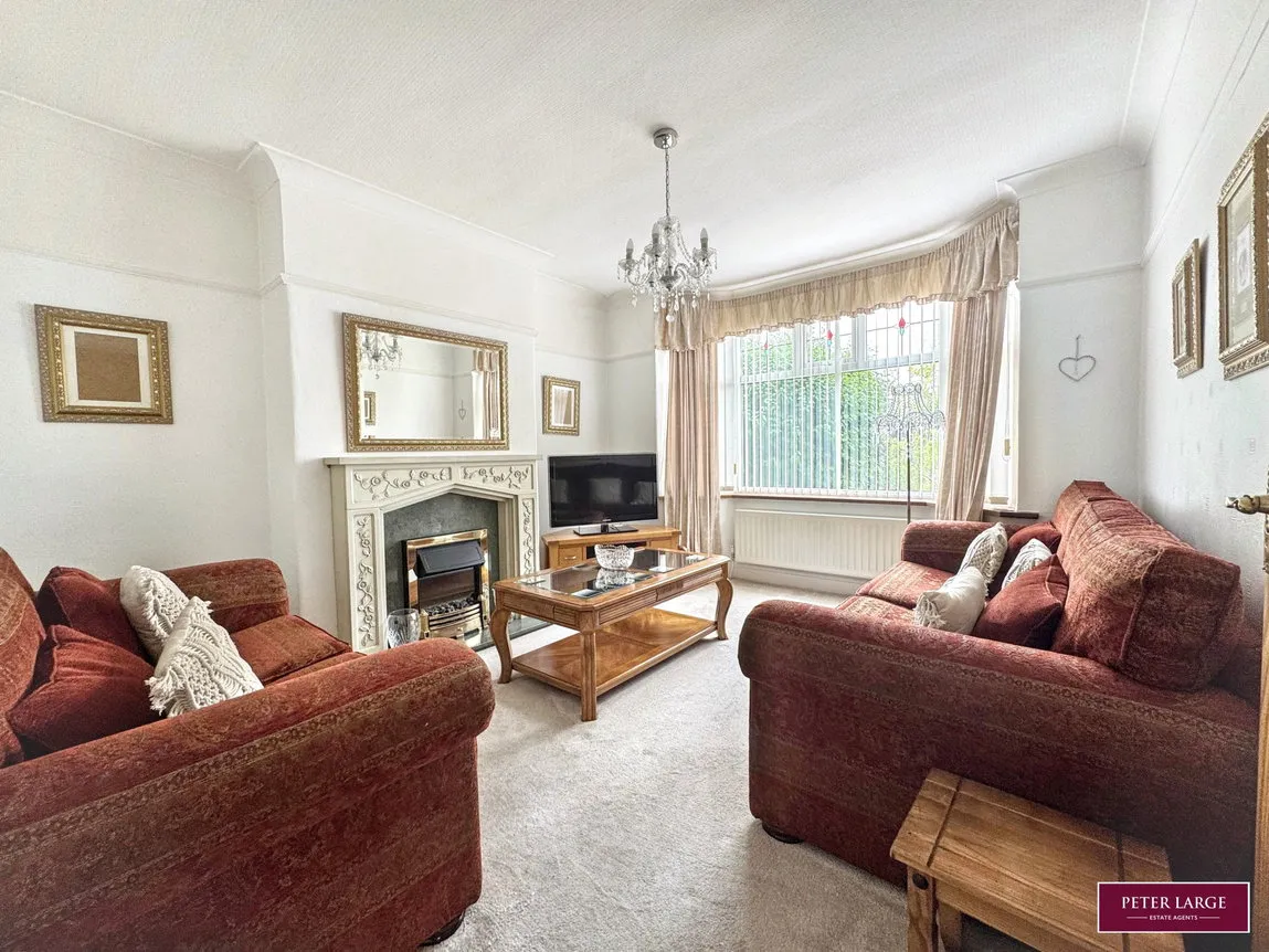 Victoria Road West, Prestatyn, Denbighshire, LL19 7AF, photo 2