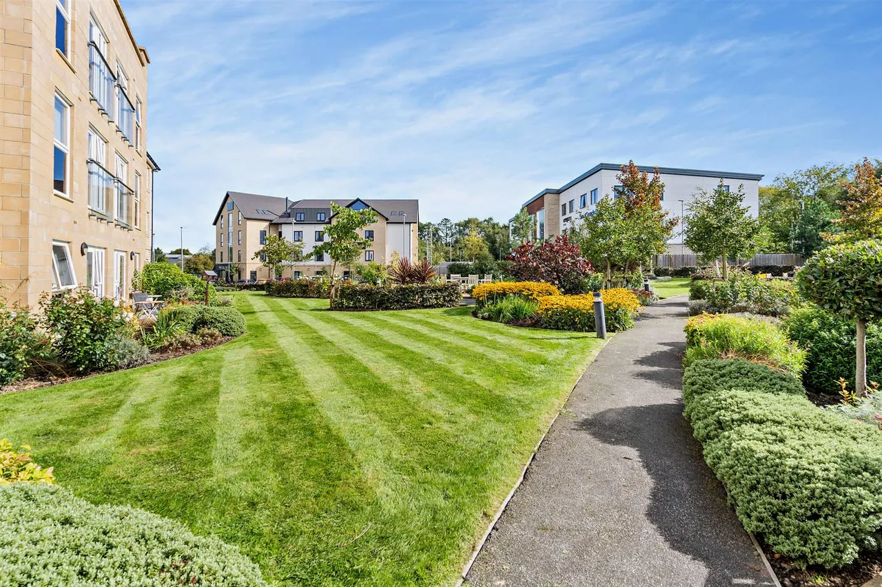 Railway Road, Ilkley, LS29, photo 17
