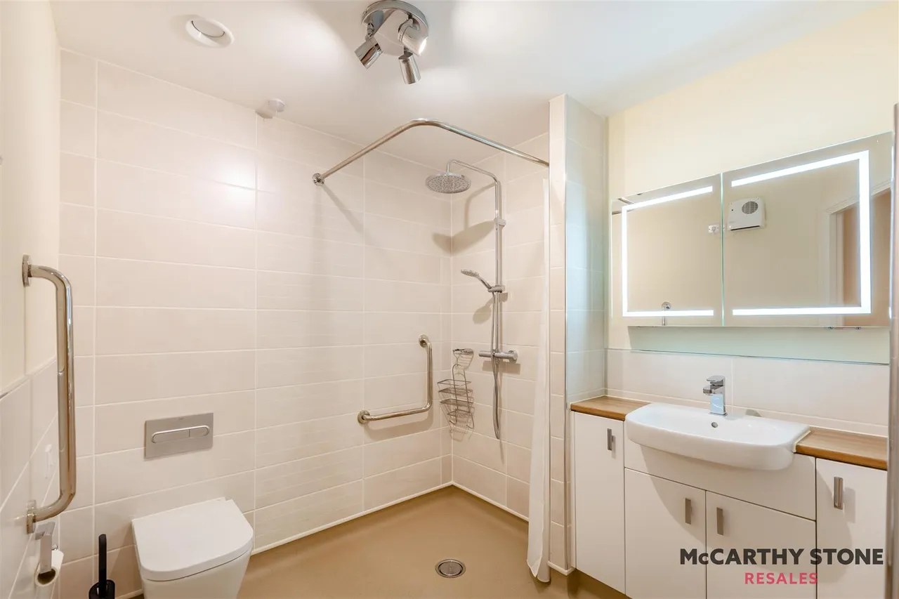 Railway Road, Ilkley, LS29, photo 6