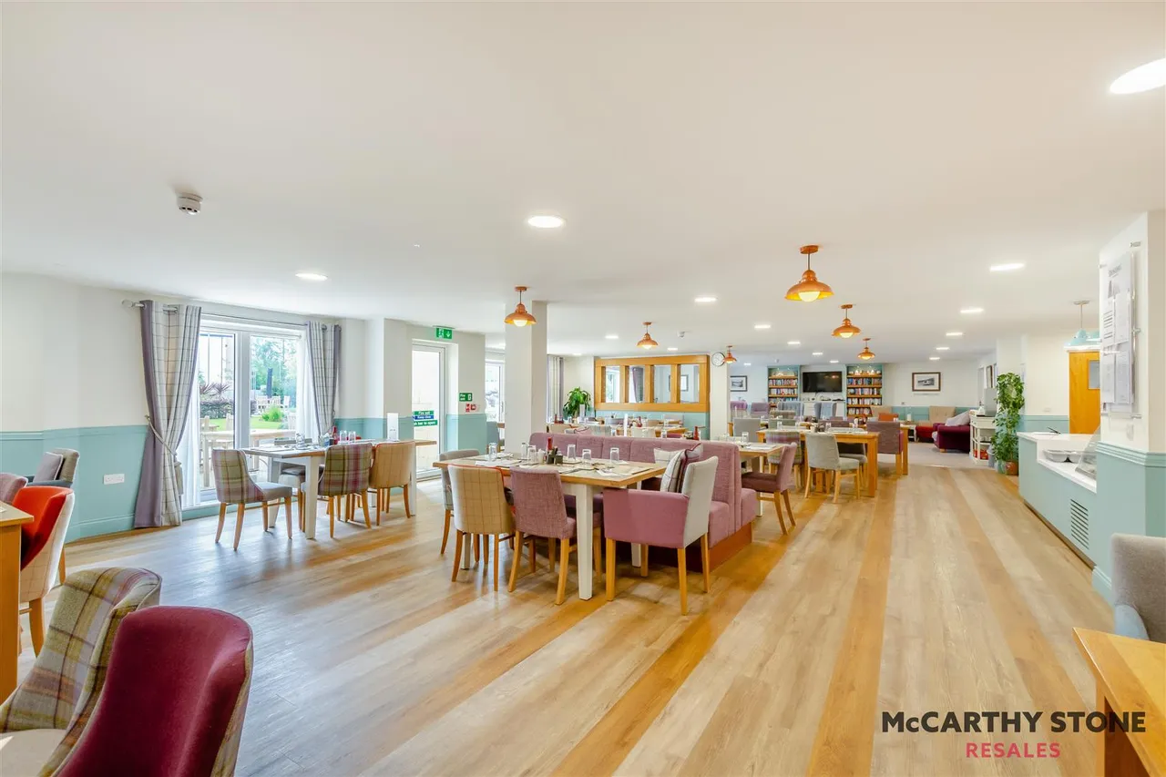 Railway Road, Ilkley, LS29, photo 23