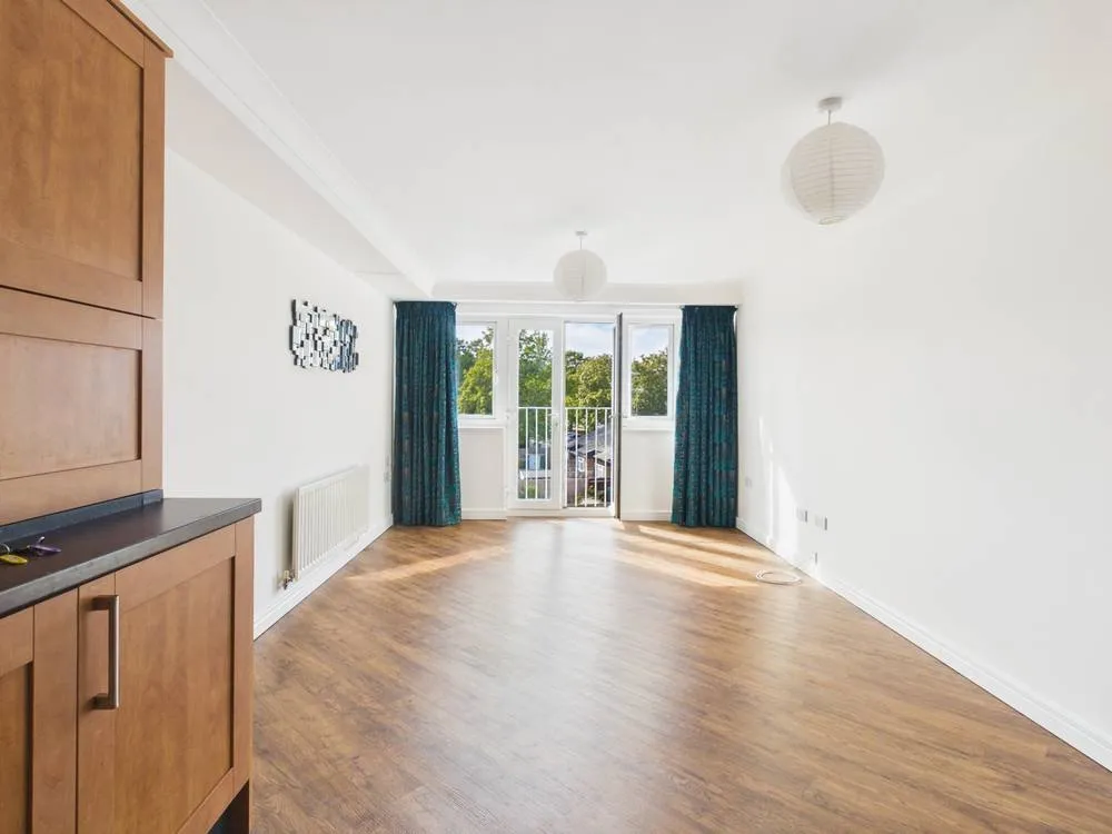 2 bed wolf lane, windsor, berkshire,sl4 to rent, Windsor, Berkshire