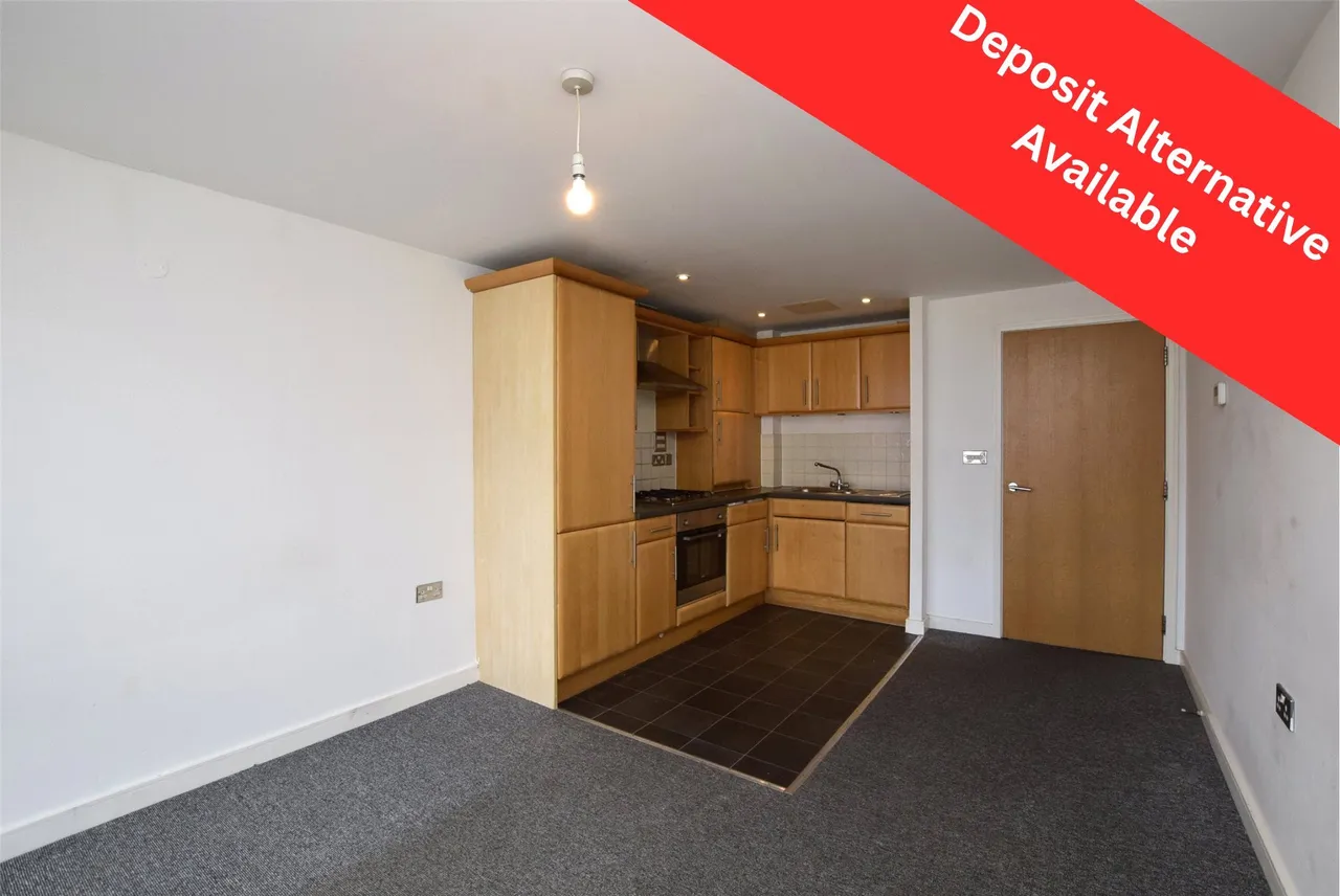 2 bed flat to rent — Malthouse Place, Essex, High Street, RM1 1AR