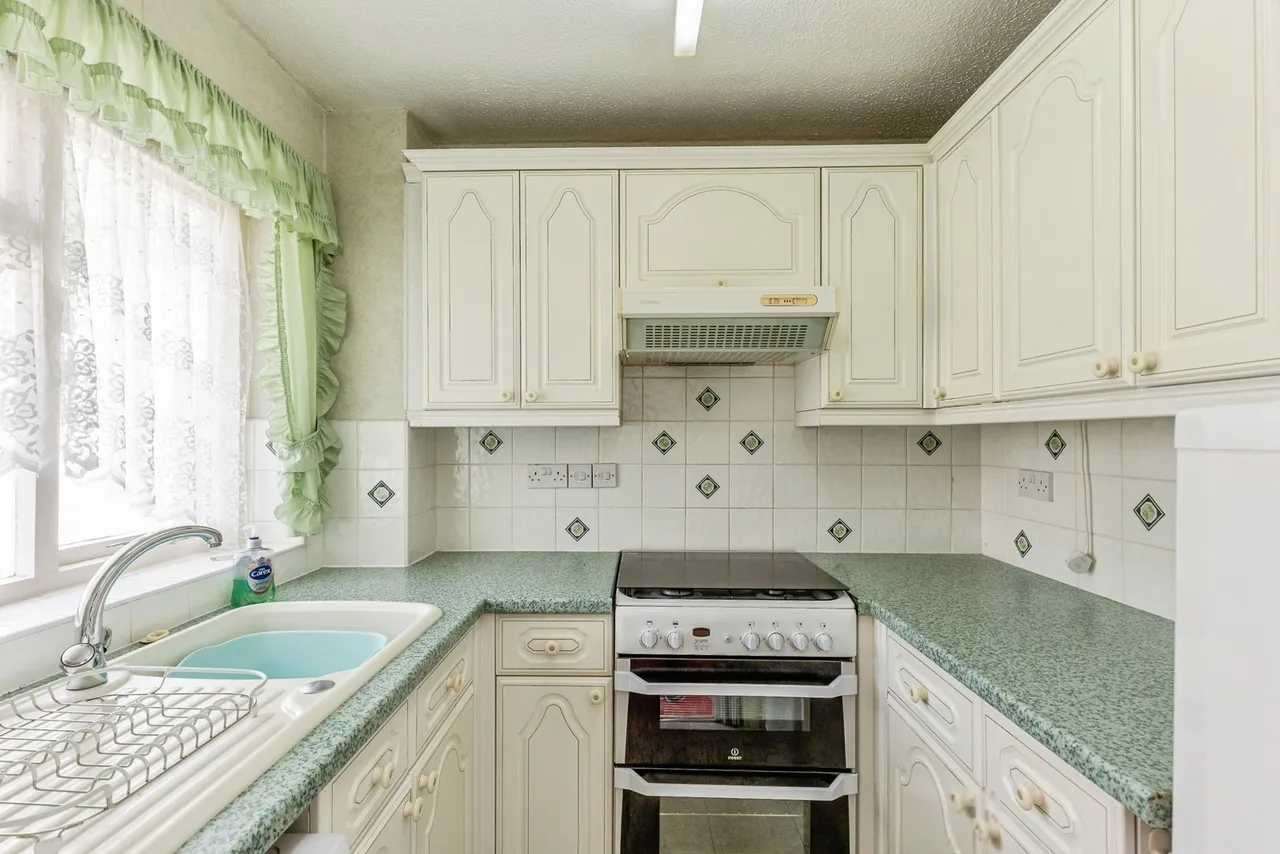 Hogarth Walk, Weston-super-Mare, BS22, photo 6