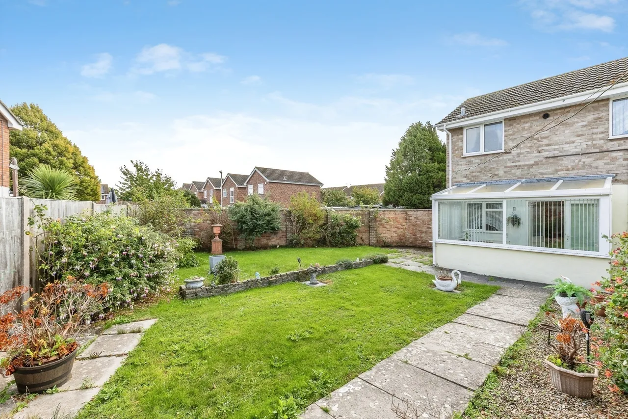Hogarth Walk, Weston-super-Mare, BS22, photo 8