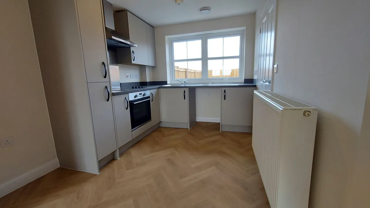 Houghton Drive, Corby Glen, NG33, photo 3