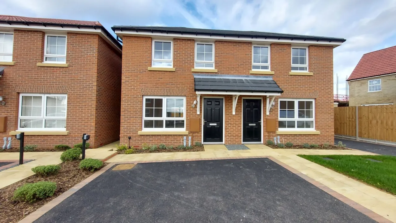 Houghton Drive, Corby Glen, NG33, photo 8