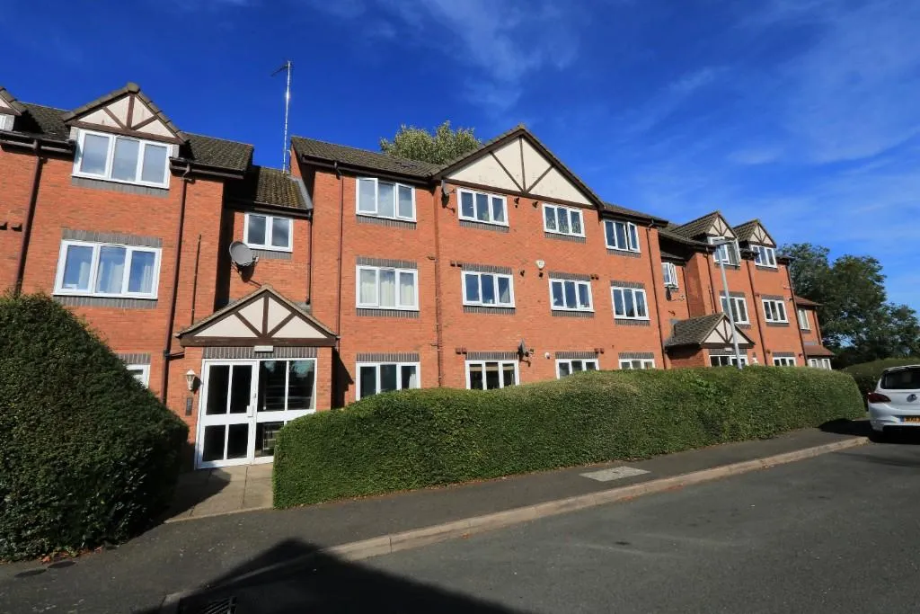 2 bed flat to rent, Cobham Green, Leamington Spa, CV31