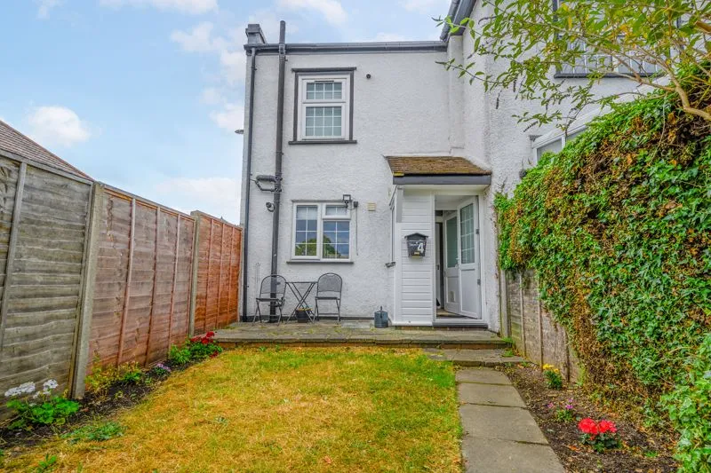 Kings Road, Walton-On-Thames, KT12, photo 9