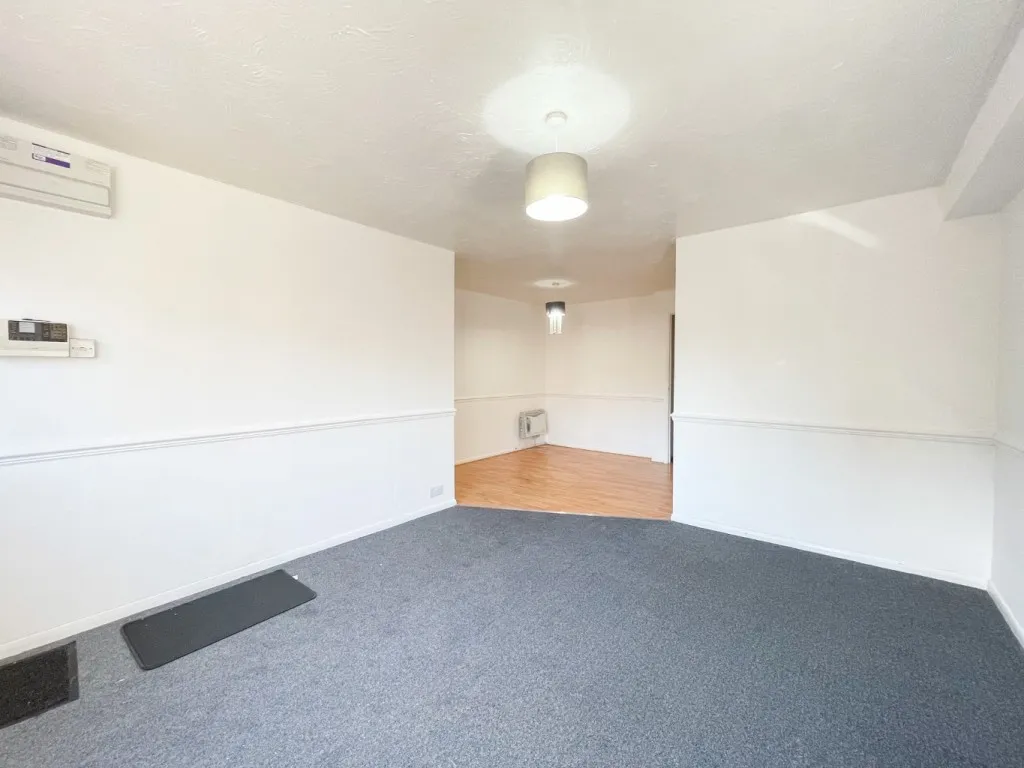 Damigos Road, Gravesend, DA12, photo 2