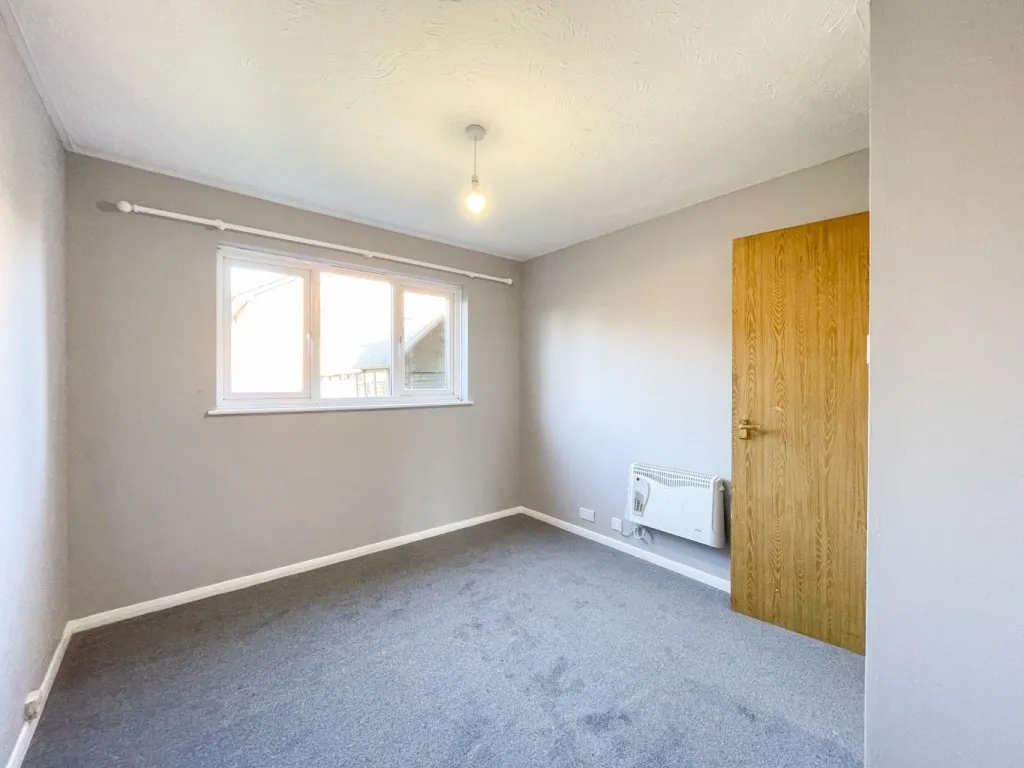 Damigos Road, Gravesend, DA12, photo 9