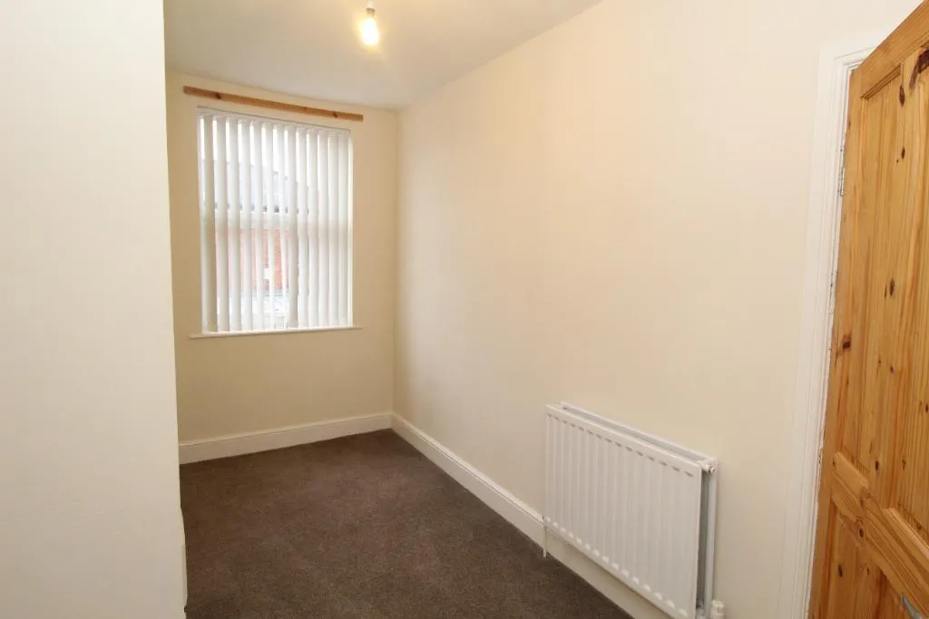Essex Street, Ilkeston, DE7, photo 4