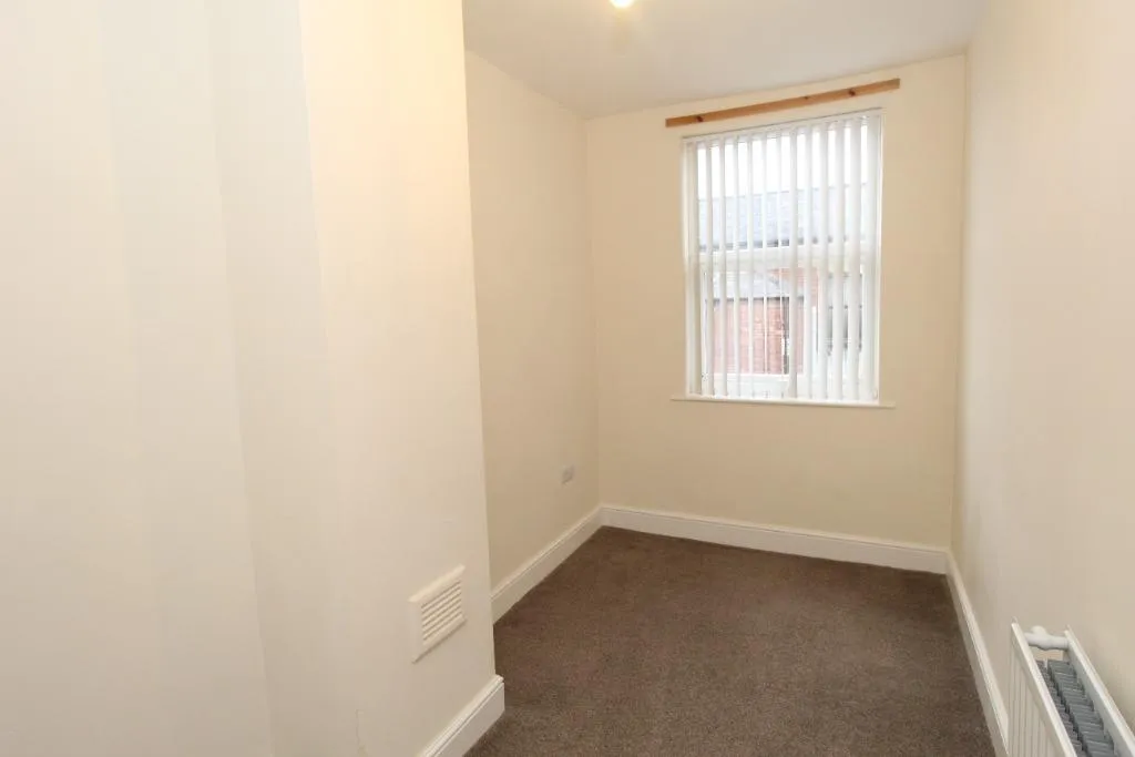 Essex Street, Ilkeston, DE7, photo 9