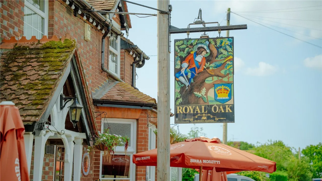 Barcombe Cross, Lewes, BN8, photo 22