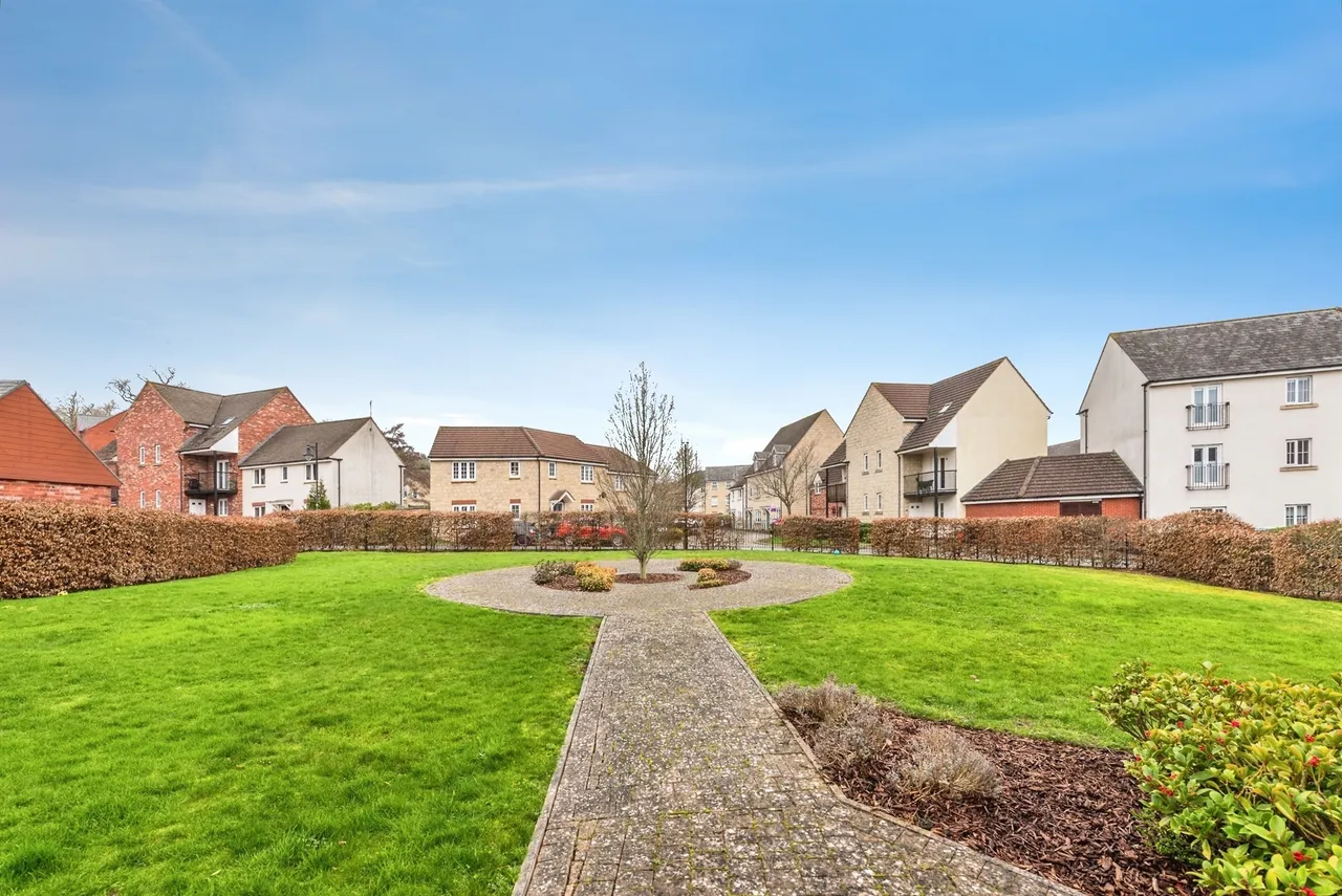 Brean Road, Swindon, photo 8