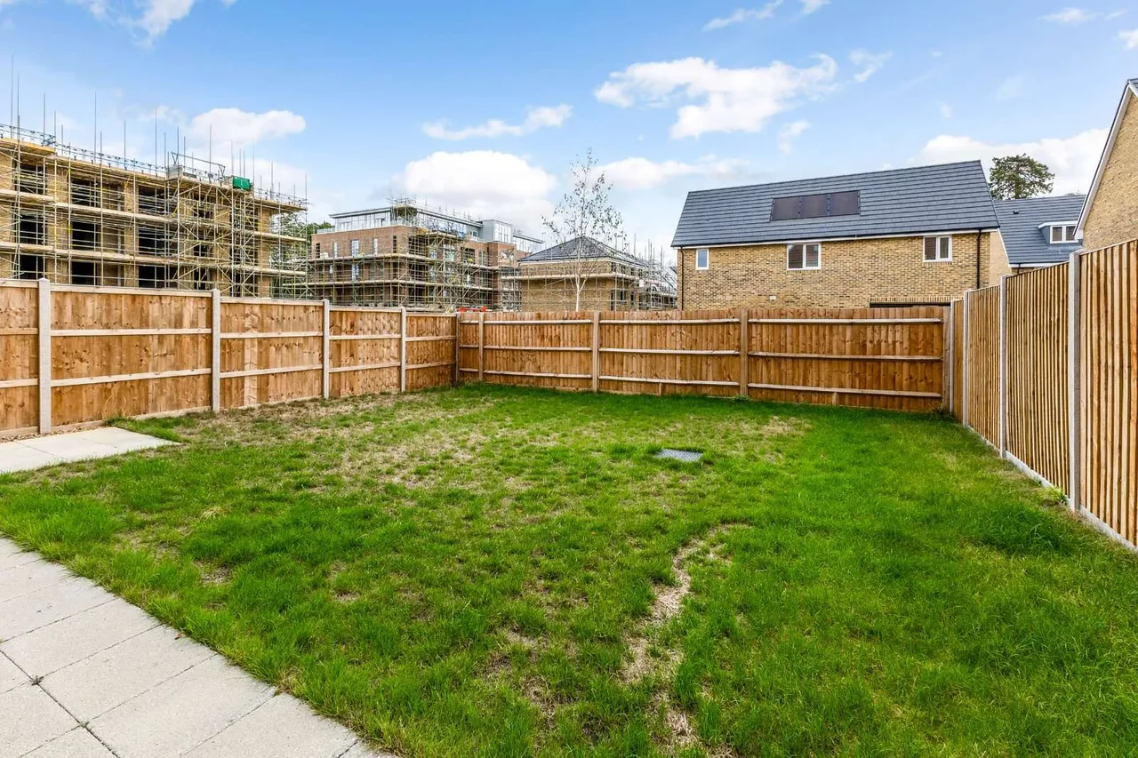 Fleming Close, Ascot, SL5, photo 11