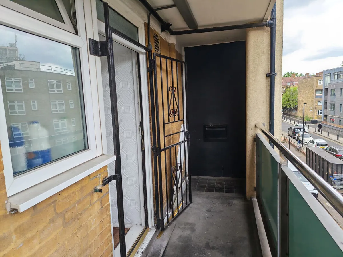 London, E1 5RS, photo 8