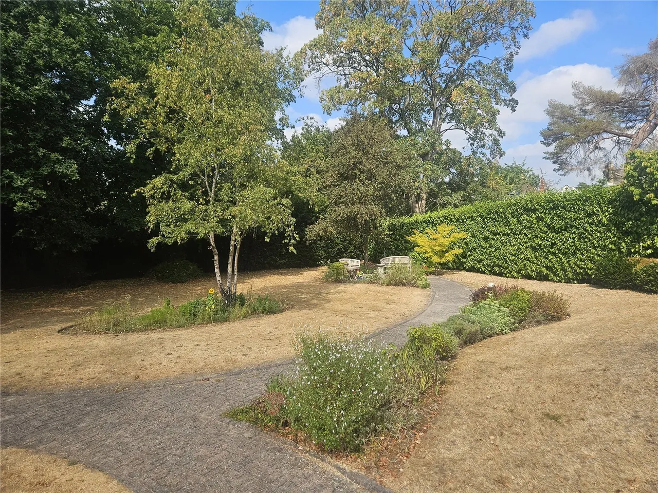 Ladbroke Road, Redhill, RH1, photo 17