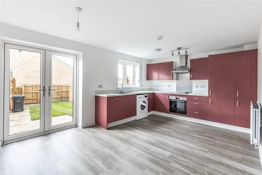 Sickle Drive, Wellingborough, NN8, photo 4