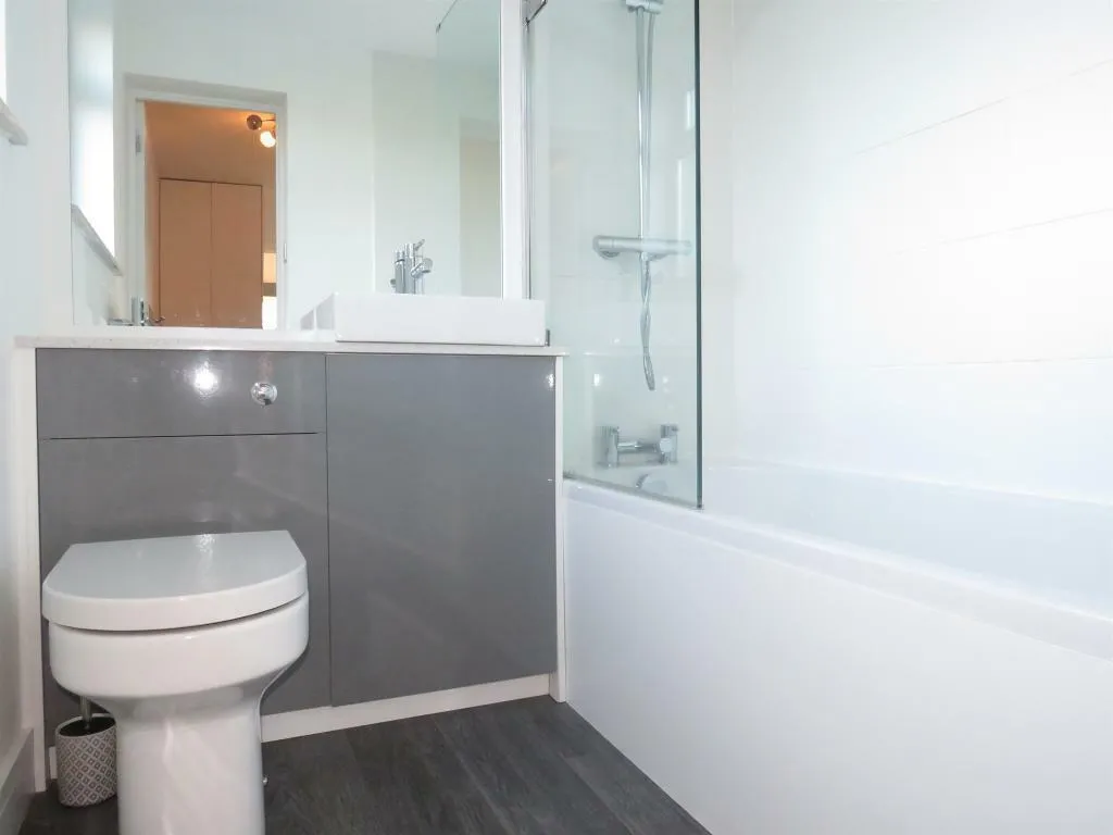 Chapel Road, Llanharan, CF72, photo 7